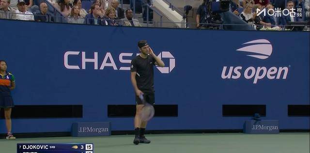 九游游戏盒-出色防守引爆全场！，德约科维奇意外战胜FPX热度持续攀升-九游游戏盒