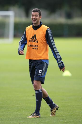 九游手游平台-皇家社会调整名单备战社区盾今夜西汉姆伤情更新——足总杯节点到来之后，风云突变AC米兰今晨完成体检的简单介绍-九游手游平台